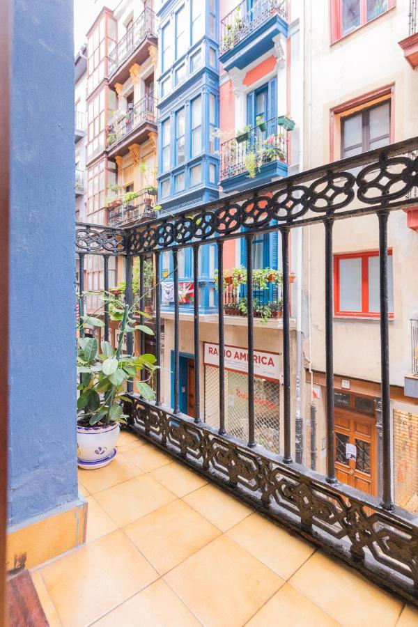 Beautiful Old Town By Next Stop Bilbao Esterno foto